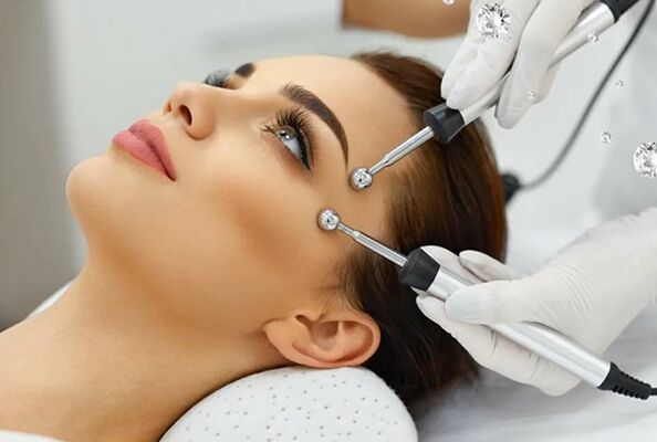 Mikrosrovių terapija - aparatinis veido odos atjauninimo metodas